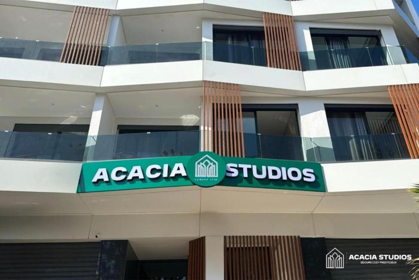 Acacia 05 * Casablanca